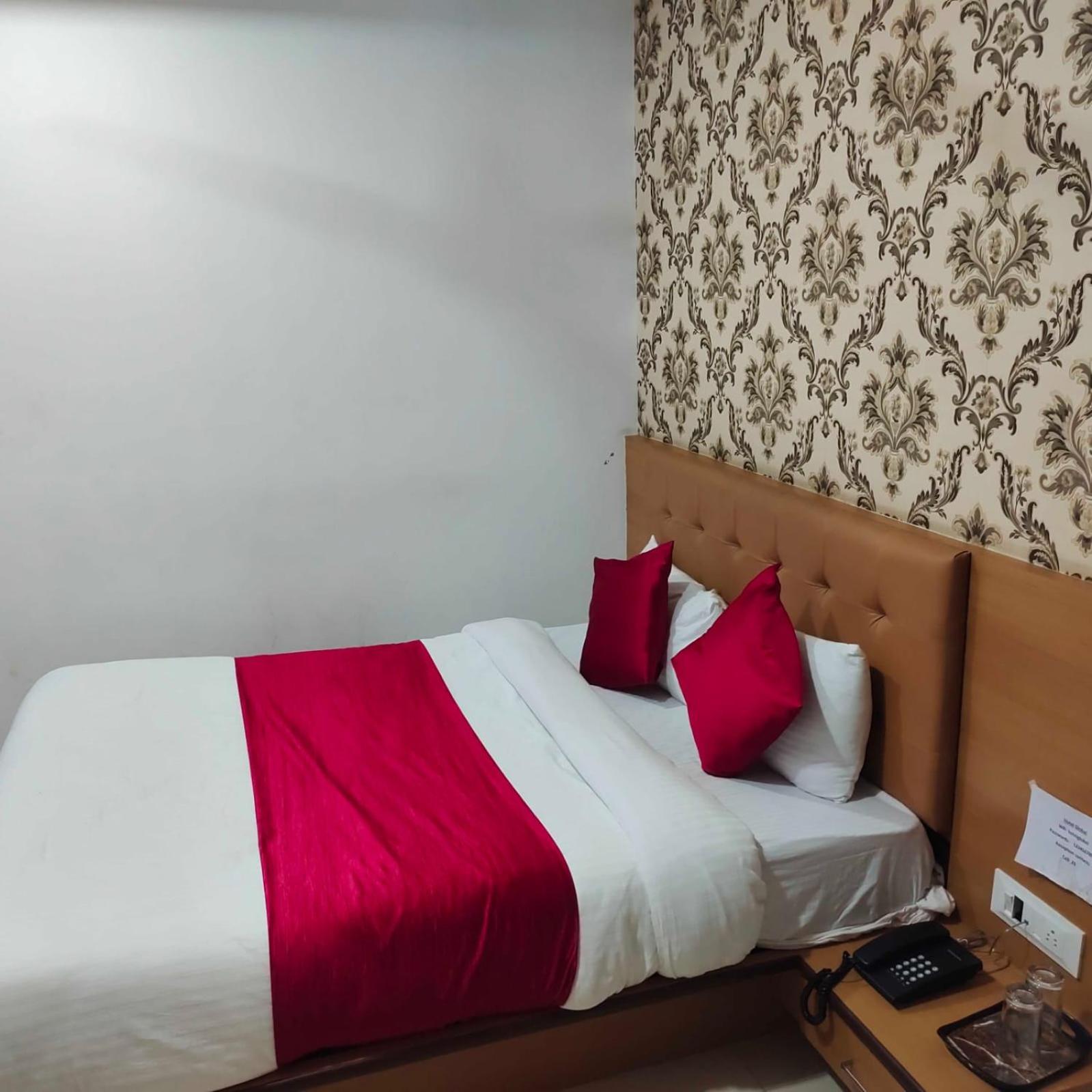 Hotel Globle Vadodara Exterior photo
