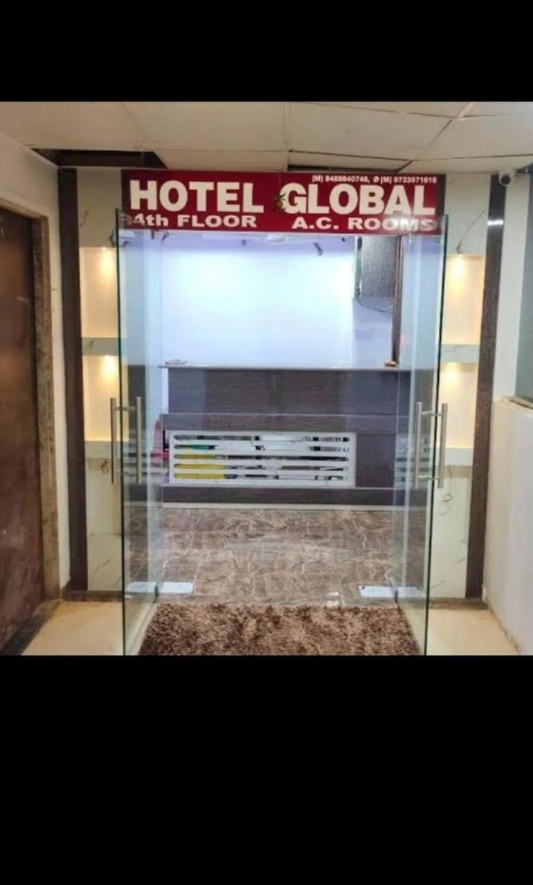 Hotel Globle Vadodara Exterior photo